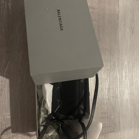 Balenciaga x Adidas Snakehead Crossbody - Picture 7 of 8